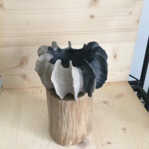 Pot de fleur rose en céramique pour hortensia